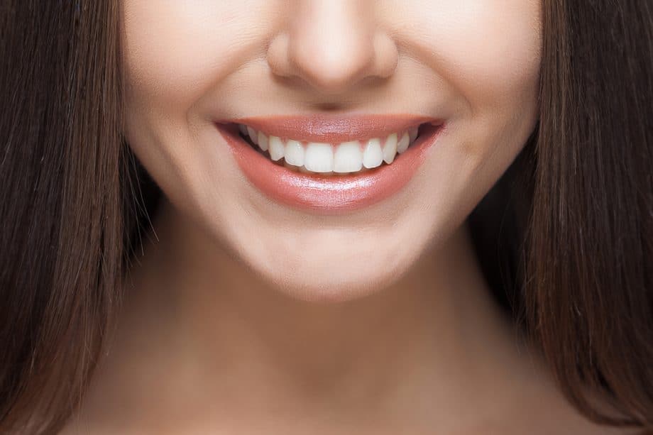 What Is The Best Way To Whiten Teeth?